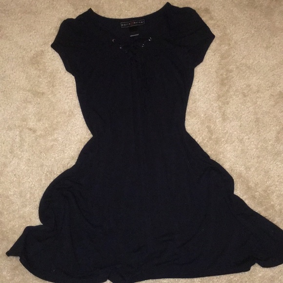 Black dress - Picture 1 of 2